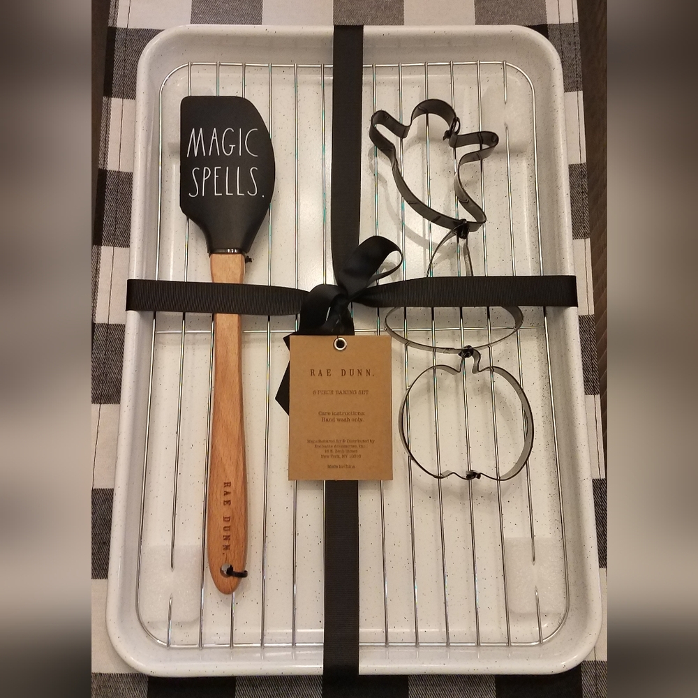 Rae Dunn HALLOWEEN 6 Piece Baking Set "Magic Spells" NEW